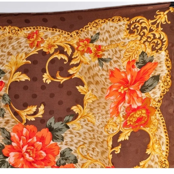 Christian Dior Flower Multicolor Scarf Silk 100% Used Authentic with tag 34 X 34 - Picture 3 of 12